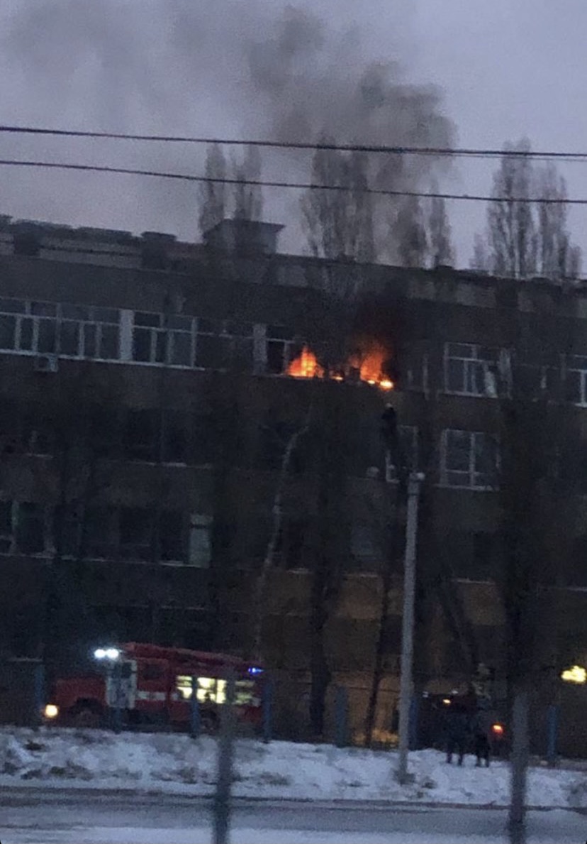 В Харькове сгорел швейный цех