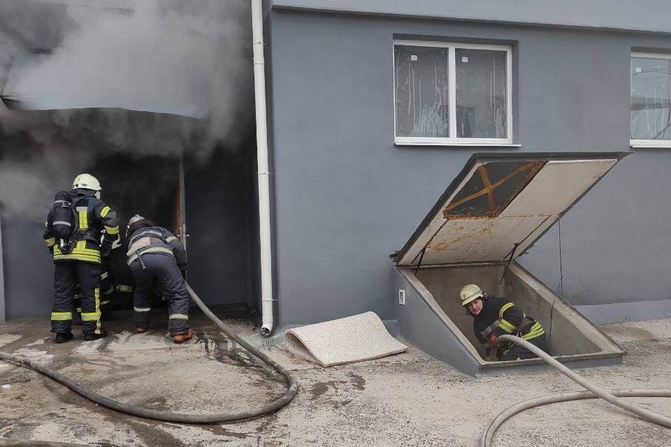 В Харькове горело офисное здание