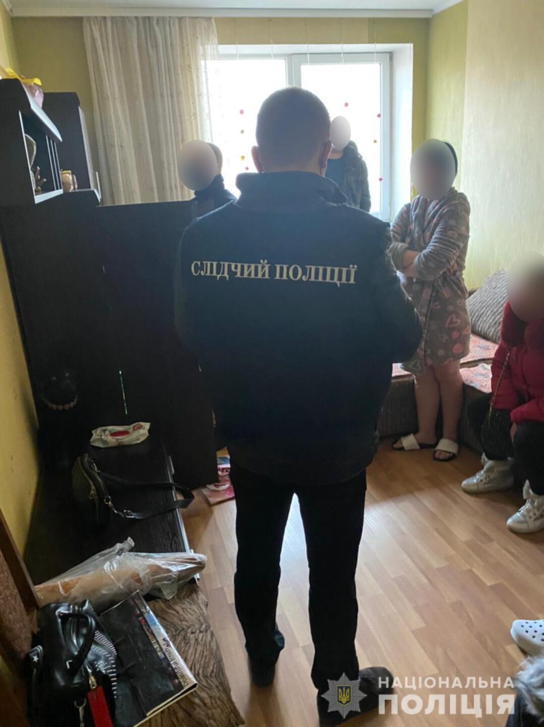 В Харькове шестеро мужчин прикрываясь деятельностью общественной организации, занимались сутенерством