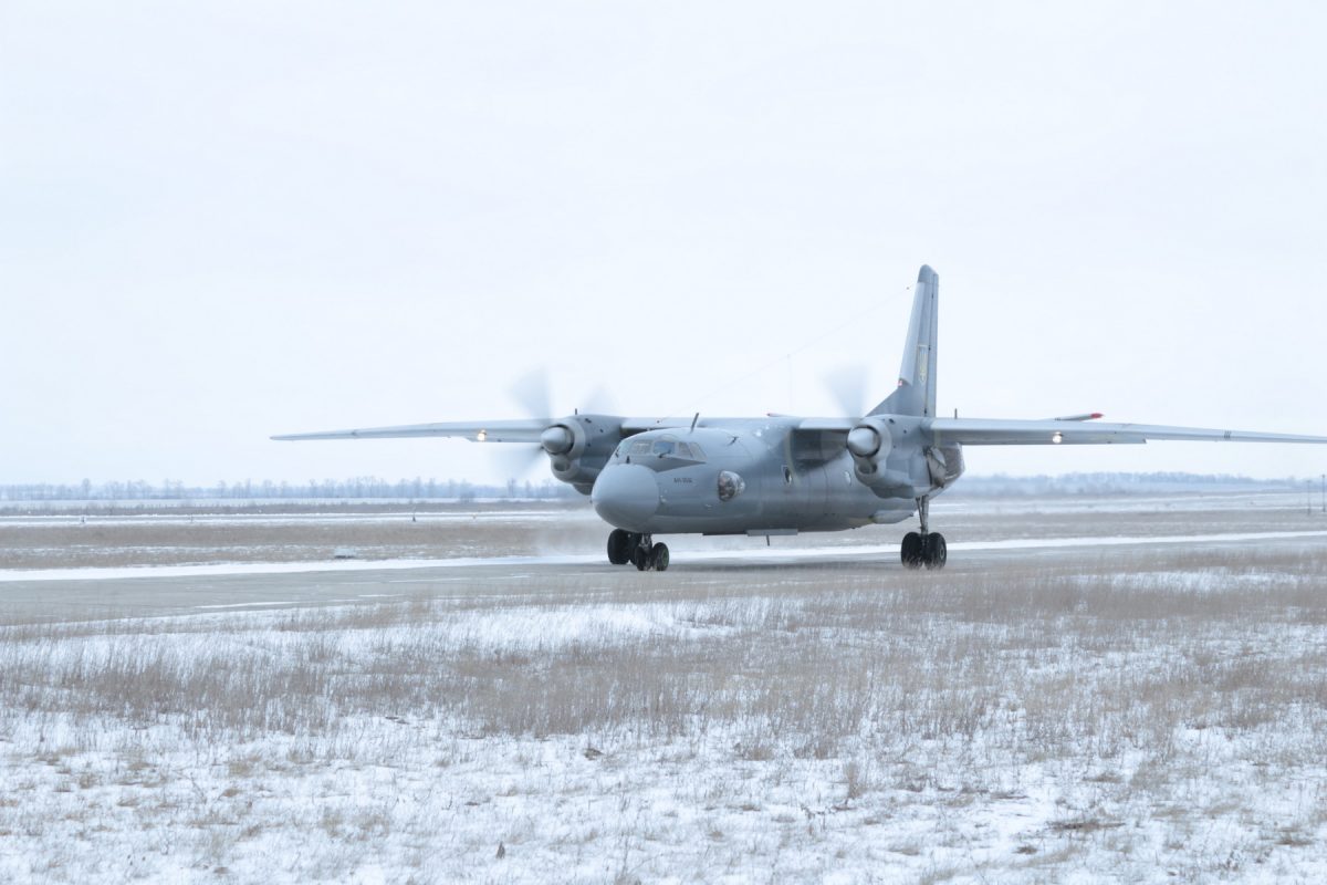 Под Харьковом возобновили полеты Ан-26 после авиакатастрофы