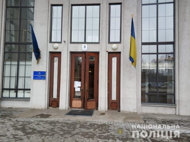 В Харькове в суде искали бомбу
