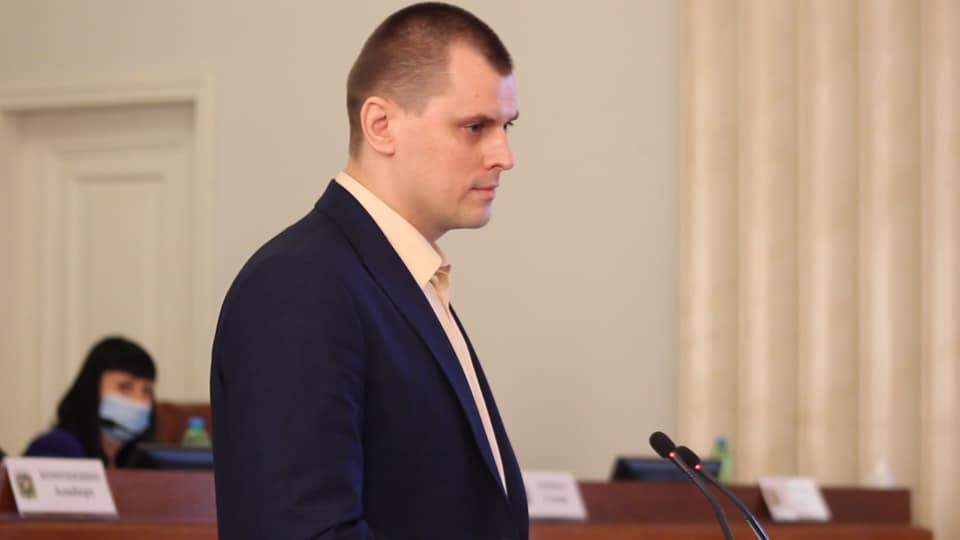 Депутат Харьковского облсовета от партии Порошенко отказался на сессии выступать на украинском языке