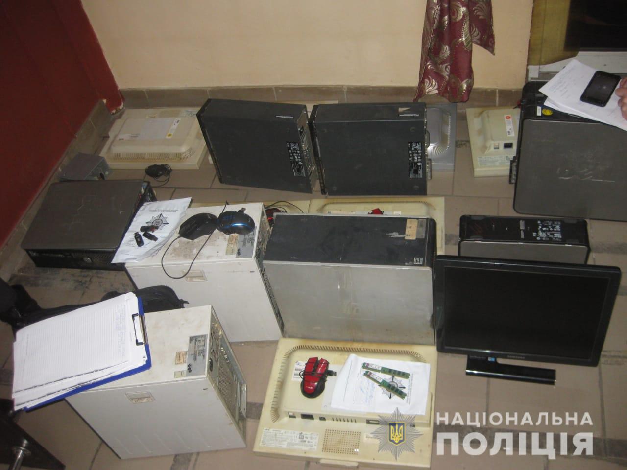 В Харькове прикрыли два нелегальных казино