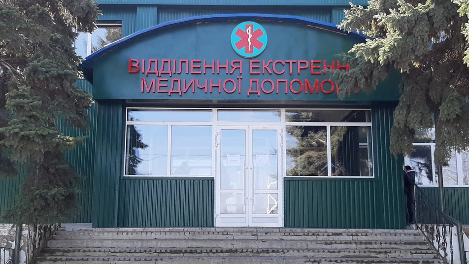 Женщина, которая робила и оставила ребенка в заброшенном туалете, полностью признала свою вину