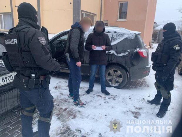 В Харьковской области задержали членов межрегиональной группировки, которые обворовывали автомобили и дома