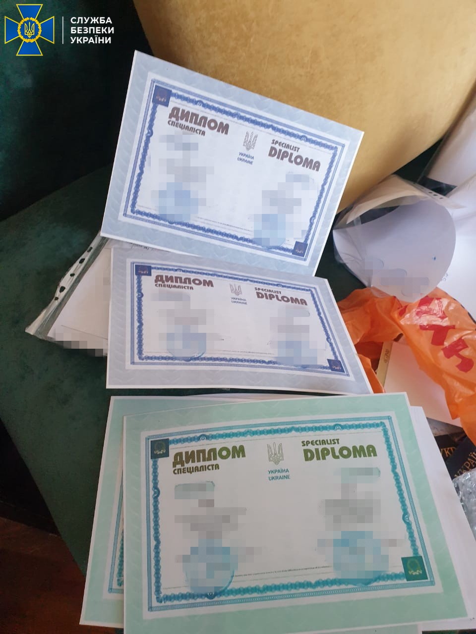 В Харькове в подпольной лаборатории печатали документы нелегальным мигрантам