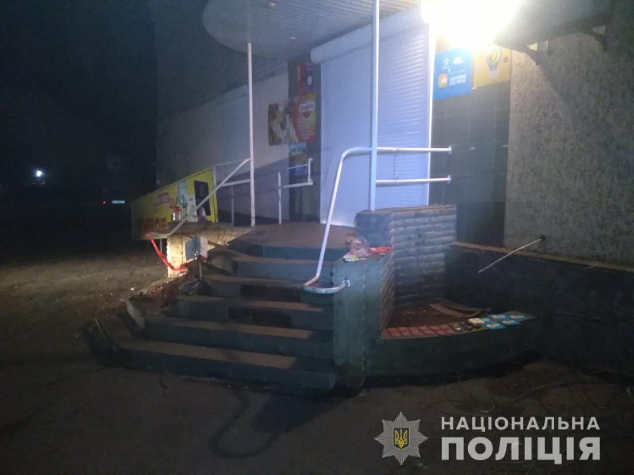 В Харьковской области три подростка обокрали магазин