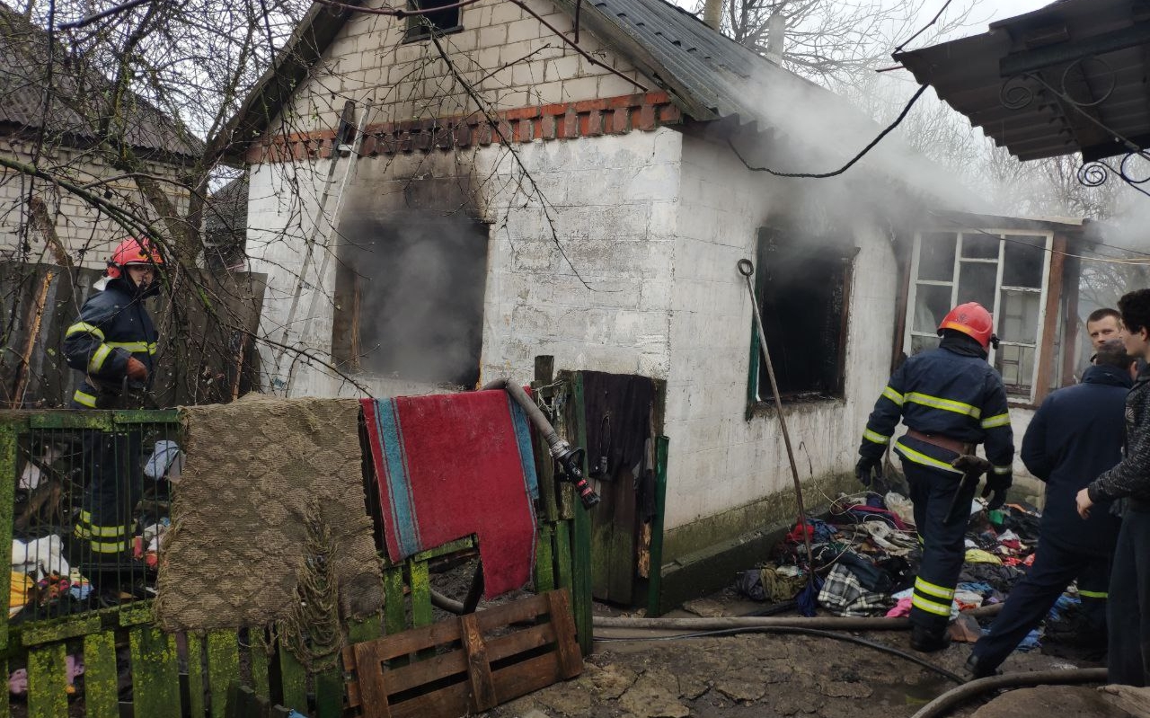 На Харьковщине из-за неосторожного обращения с огнем погиб мужчина