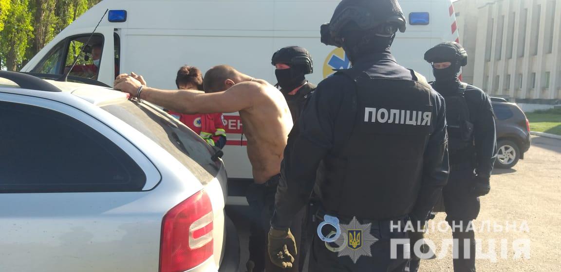 На Харьковщине задержали мужчину, который вымогал у предпринимателя несуществующий долг