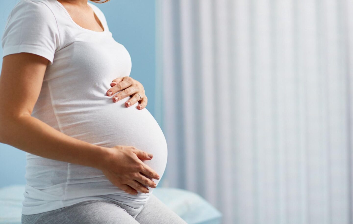Как получить выплаты по беременности и родам в Украине