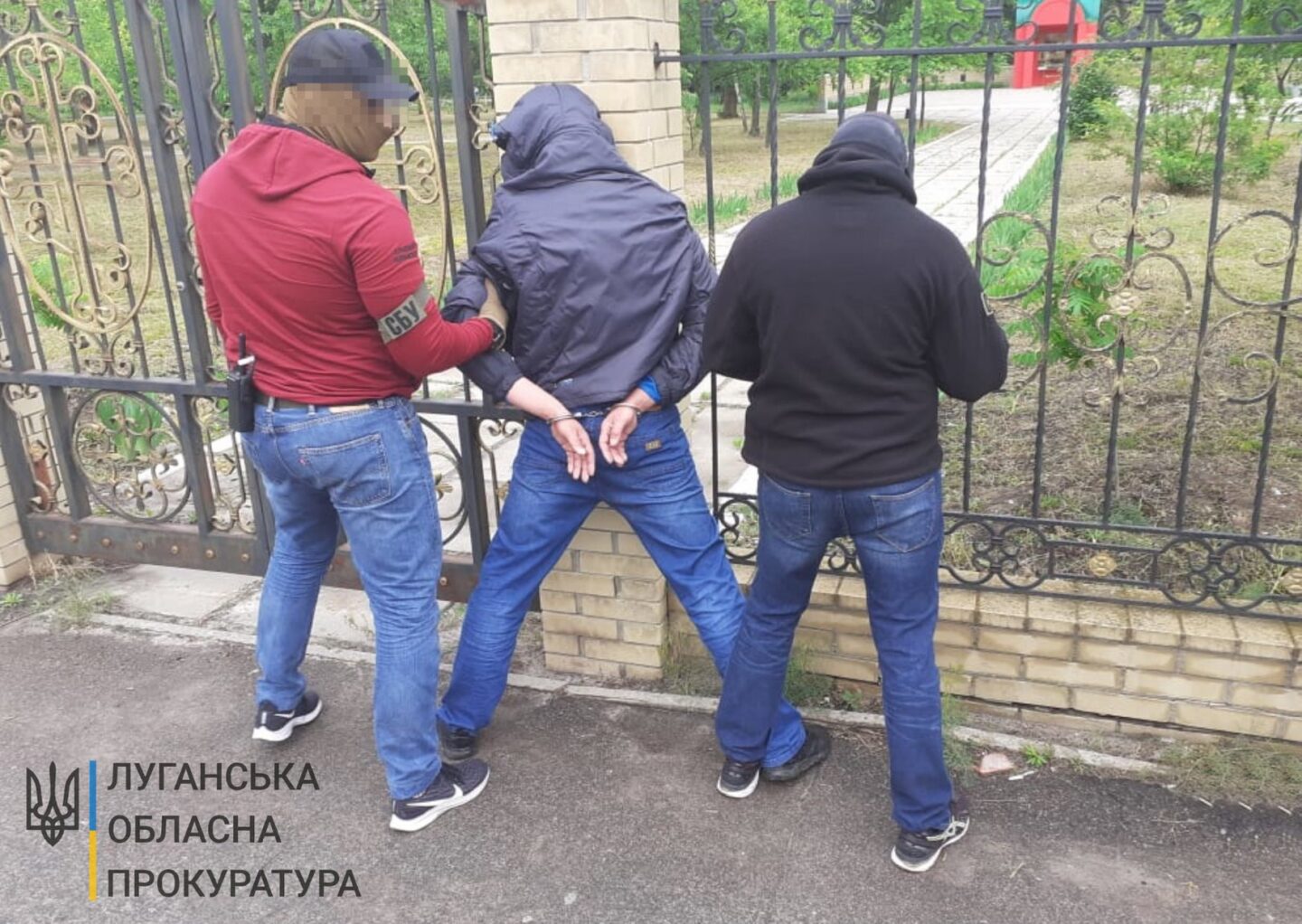 В Луганской области задержали террориста, который намеревался подорвать авто директора научного института Харькова