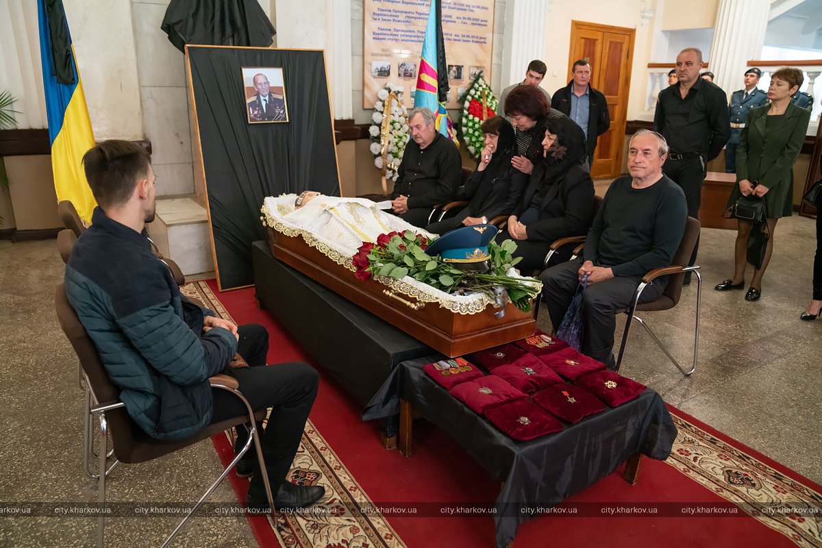 В Харькове простились с Героем Советского Союза Михаилом Карпеевым