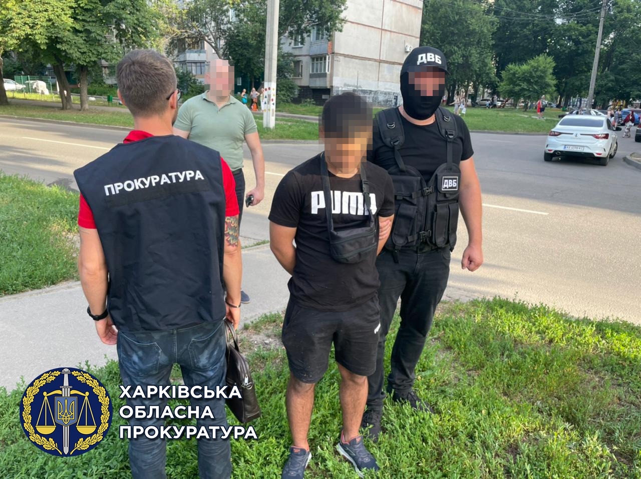 В Харькове задержали сержанта полиции, который путем "закладок" продавал мефедрон