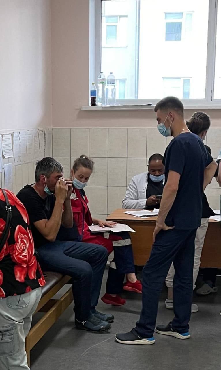 В Киеве избили харьковского антимайдановца "Топаза"