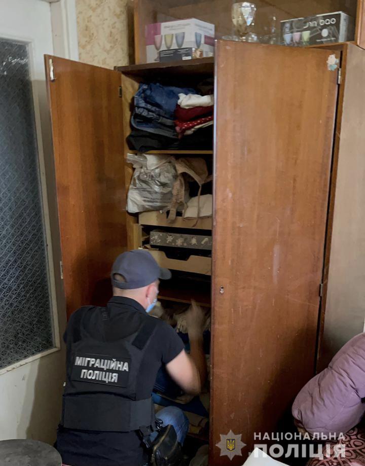 Харьковские полицейские задержали гражданина Ирака, который через фиктивные браки легализировал своих соотечественников в Украине