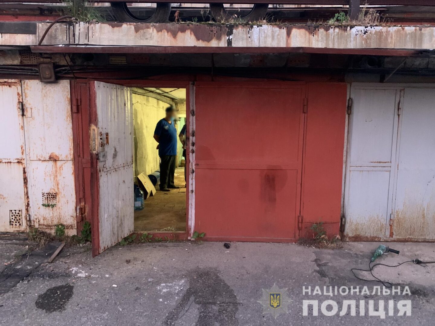 В Харькове мужчина обустроил нарколабораторию в гараже