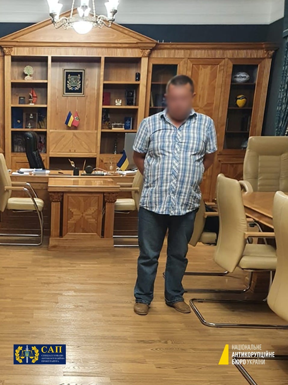 Харьковский облсовет уволил подозреваемого во взяточничестве заместителя председателя