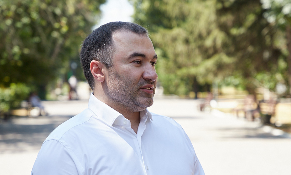Главу Харьковского облсовета, фигурирующего в деле о миллионной взятке, попытаются исключить из фракции "Слуги народа" - СМИ
