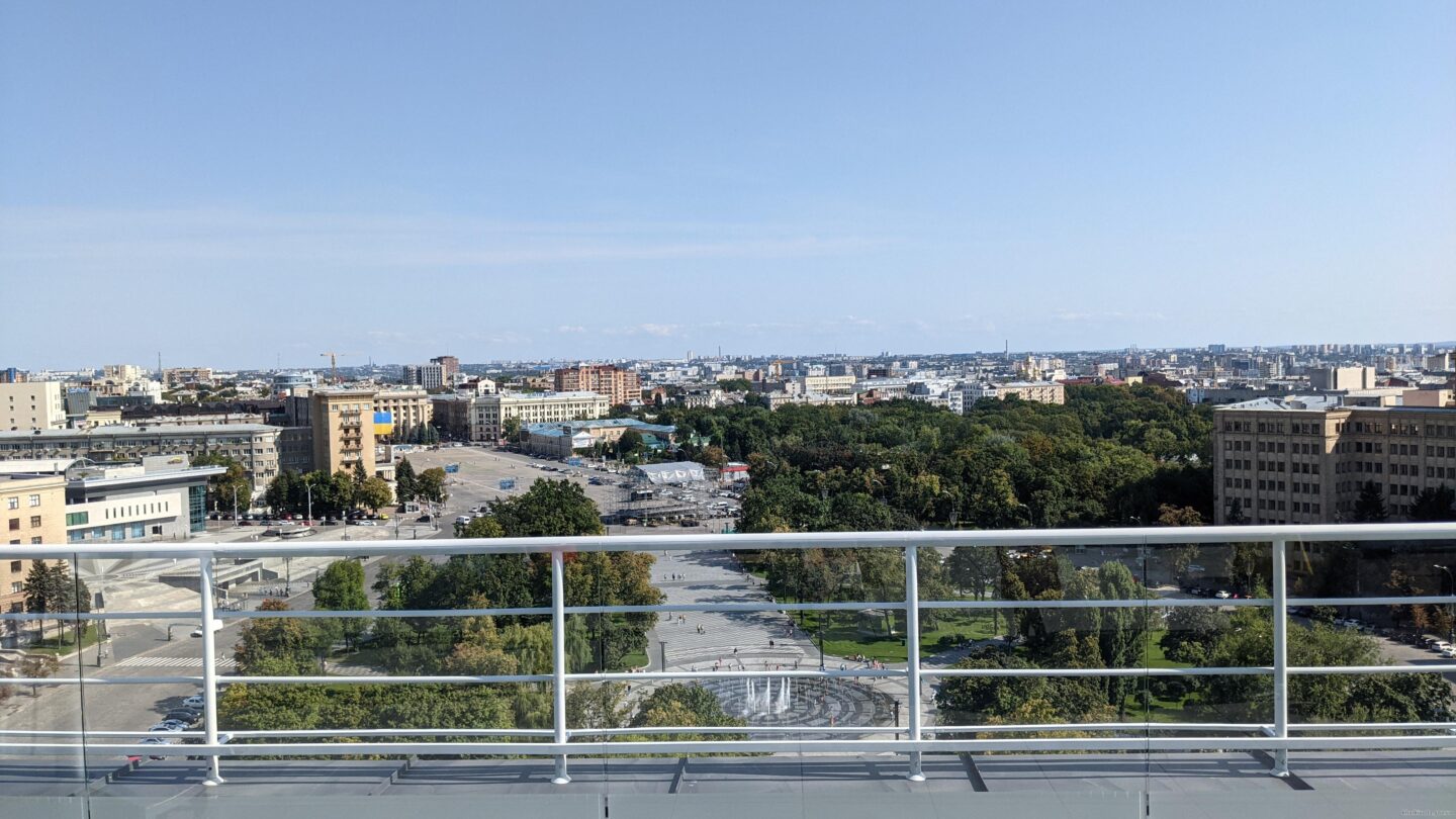 На Госпроме открыли смотровую площадку