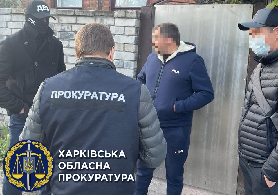В Харьковской области двоим патрульным сообщили о подозрении за вымогательство взятки