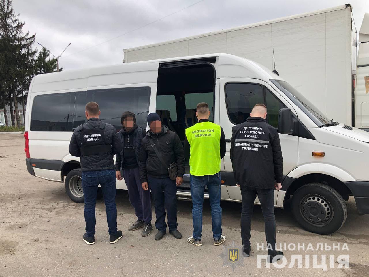 За месяц полицейские Харьковщины установили 138 нелегальных мигрантов