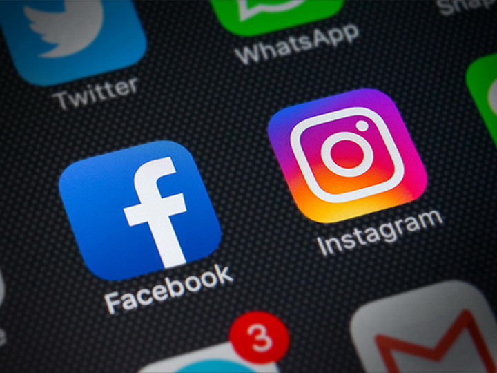 Глобальный сбой в Facebook, Instagram и Whatsapp: Цукерберг теряет миллиарды, сотрудники компании не могут попасть в офис