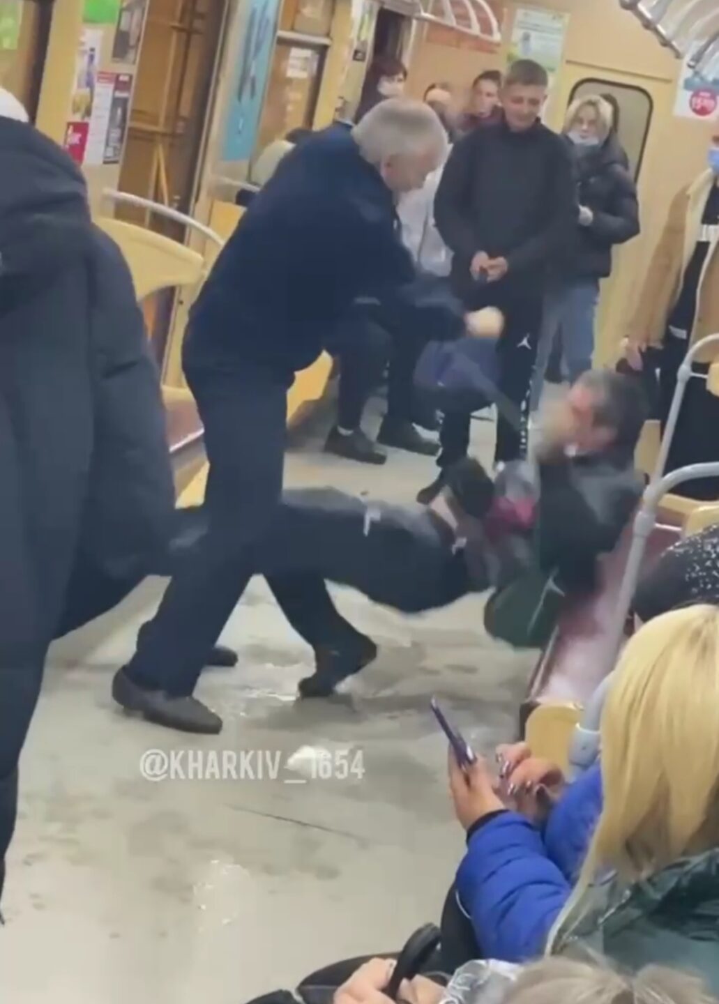 В полиции прокомментировали драку в метро