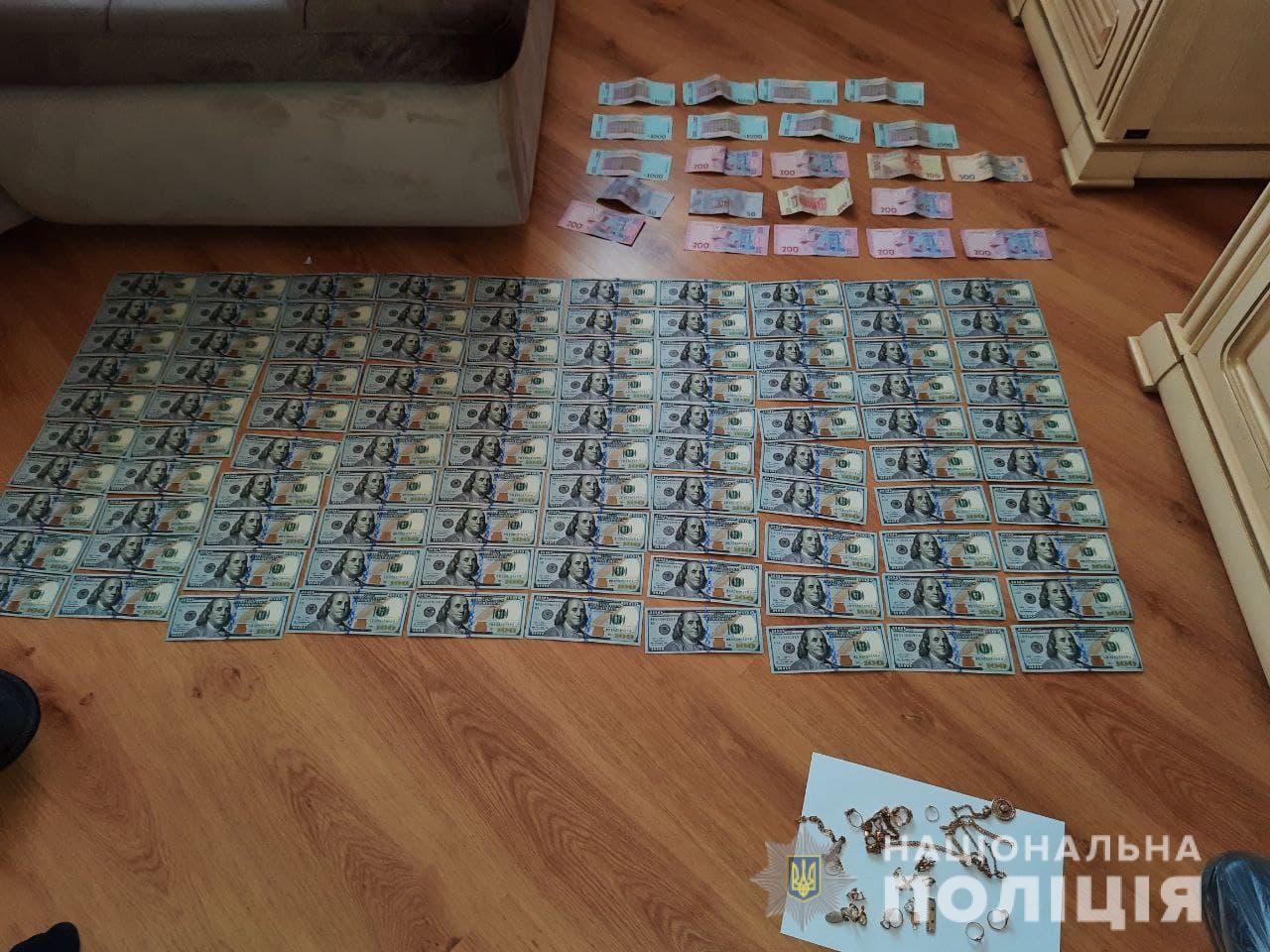 Полиция задержала рецидивистов, которые совершили разбойное нападение в Харькове (видео)