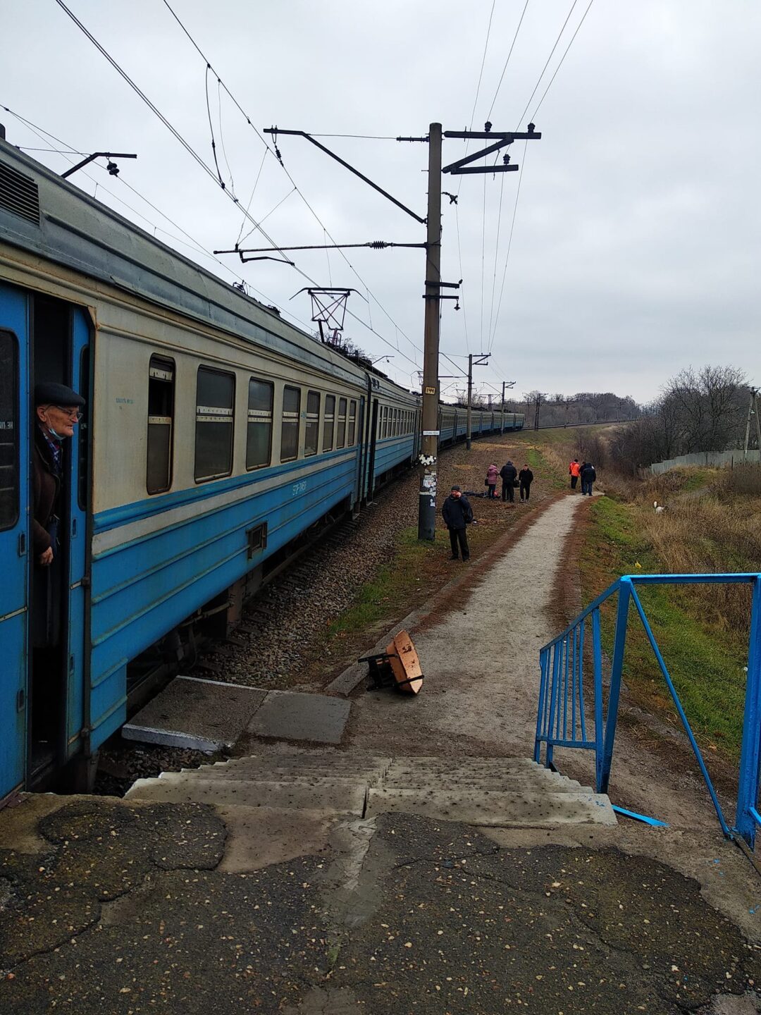 Под Харьковом поезд насмерть сбил мужчину (видео)