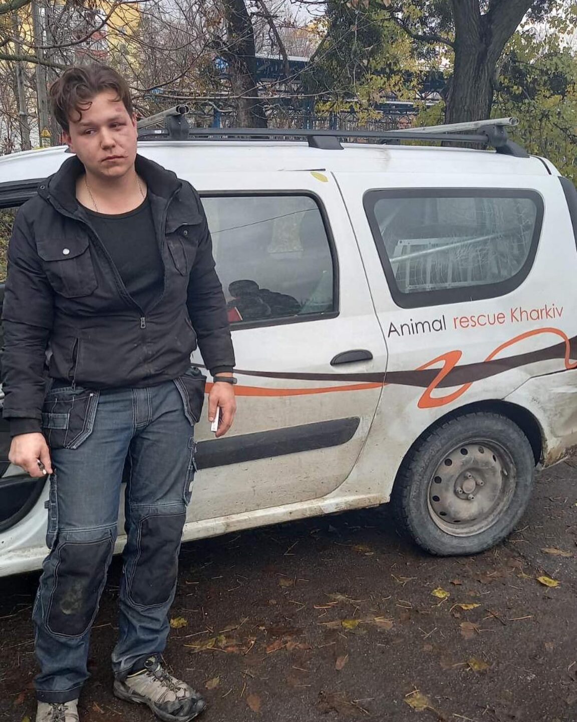 В Харькове избили волонтера, который пытался спасти брошенную собаку
