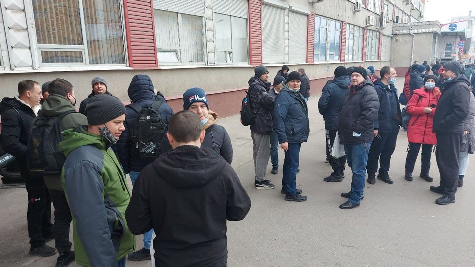 В Харькове работники метрополитена вышли на протест