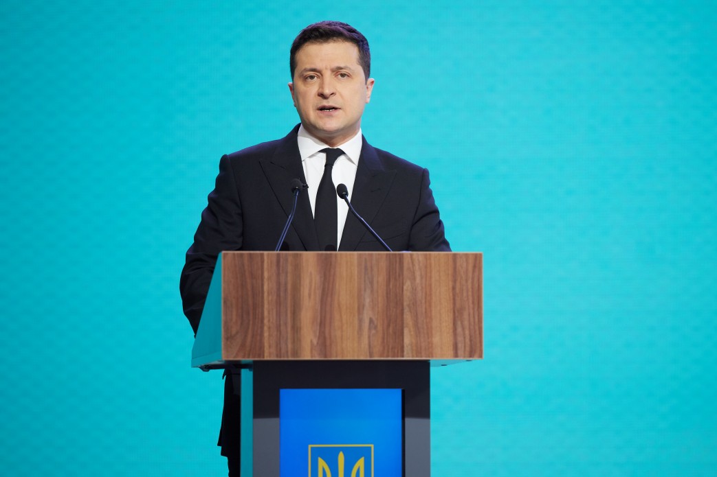 Зеленский заявил, что в Украине готовили госпереворот с привлечением $1 млрд (видео)