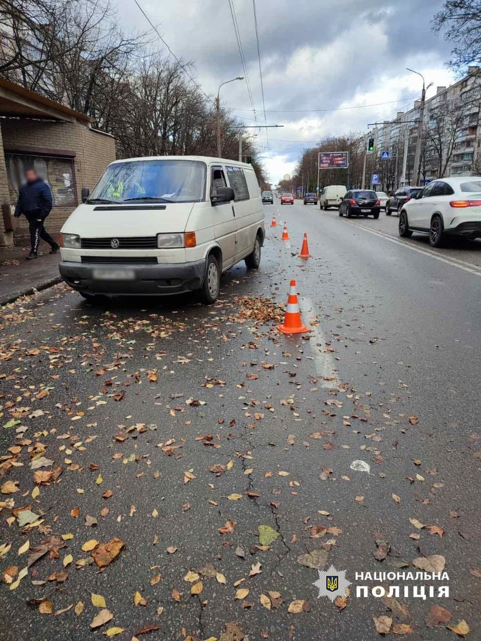 В Харькове под колеса автомобиля попал 83-летний мужчина