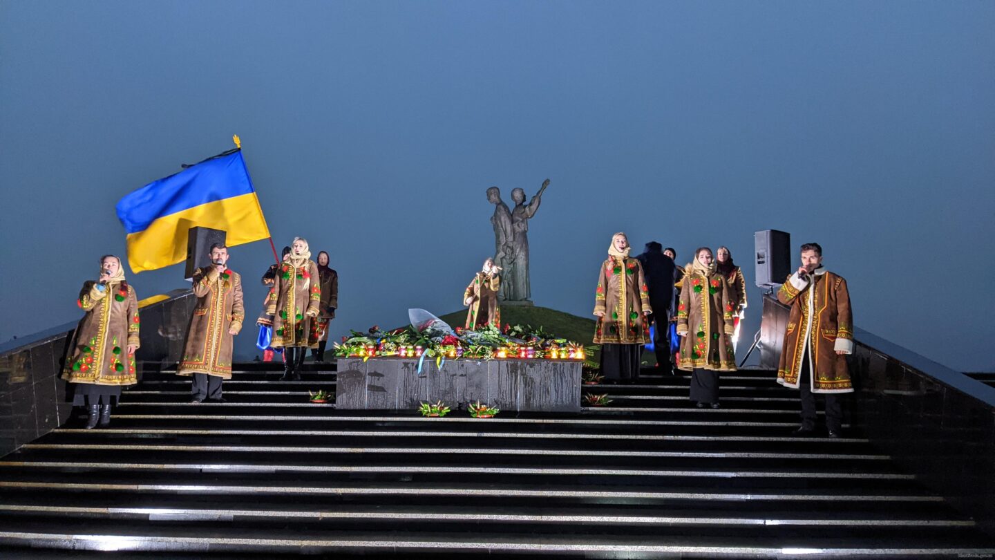 В Харьковской области присоединились к Всеукраинской акции «Зажги свечу»