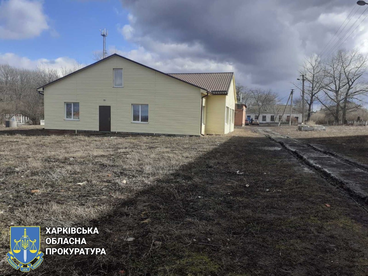 Директору фирмы, который завладел почти двумя миллионами на строительстве амбулатории на Харьковщине, сообщили о подозрении