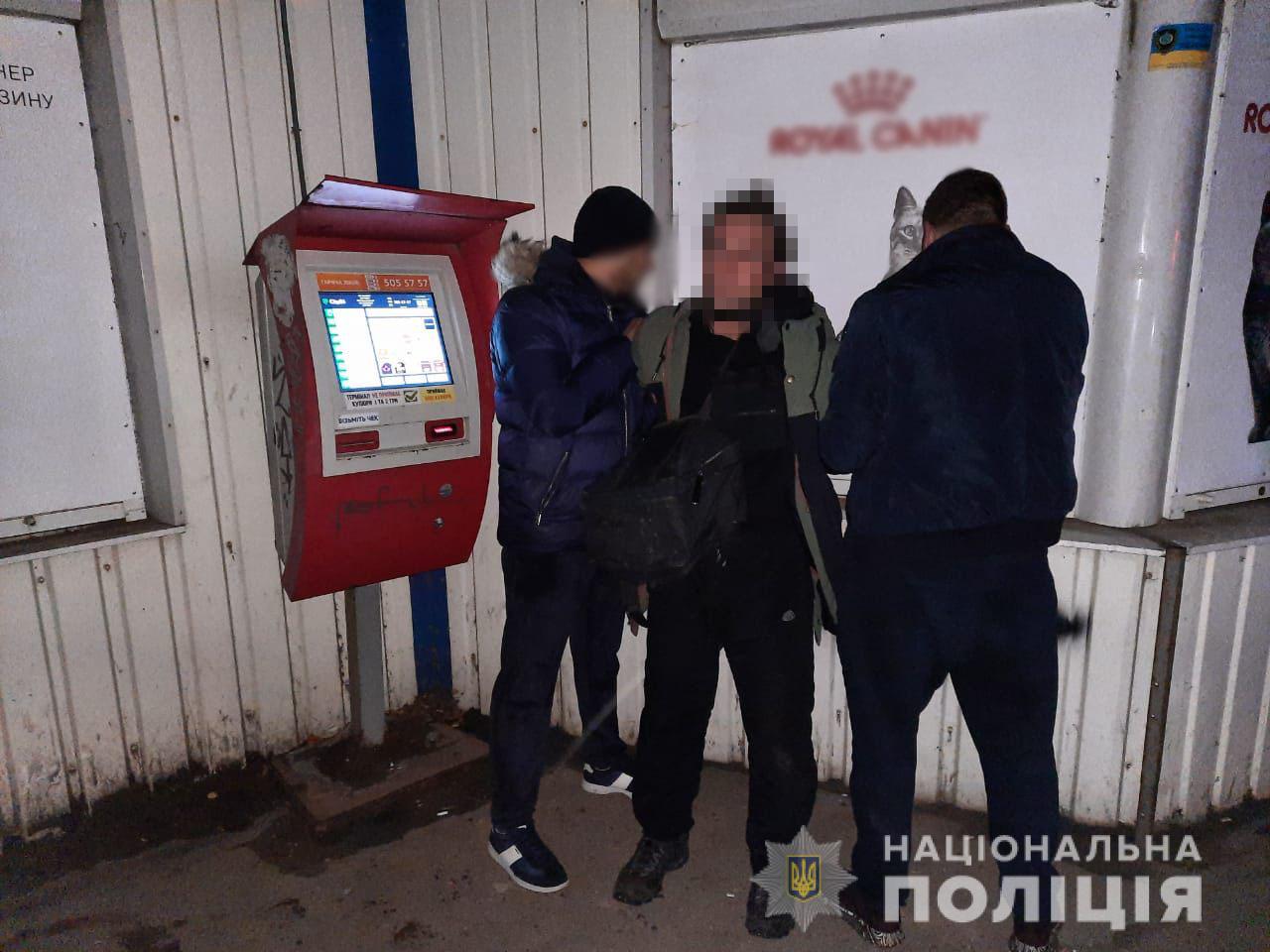 В Харькове задержали мужчину, который обворовывал платежные терминалы
