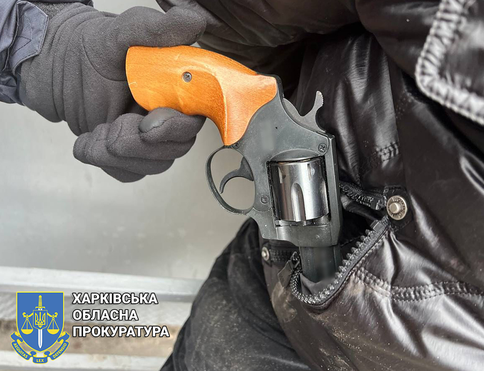 Стрельба на Центральном рынке: у стрелявшего с собой было два пистолета