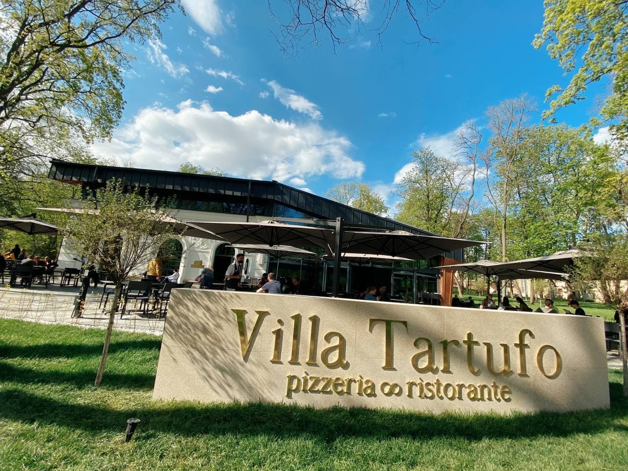 Villa Tartufo