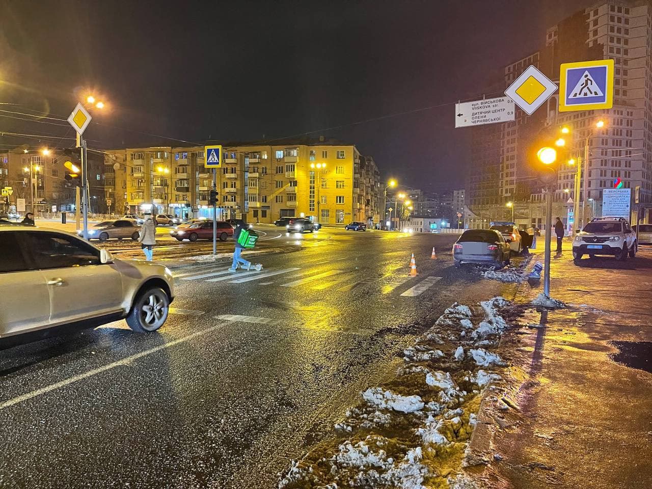В Харькове на пешеходном переходе сбили женщину
