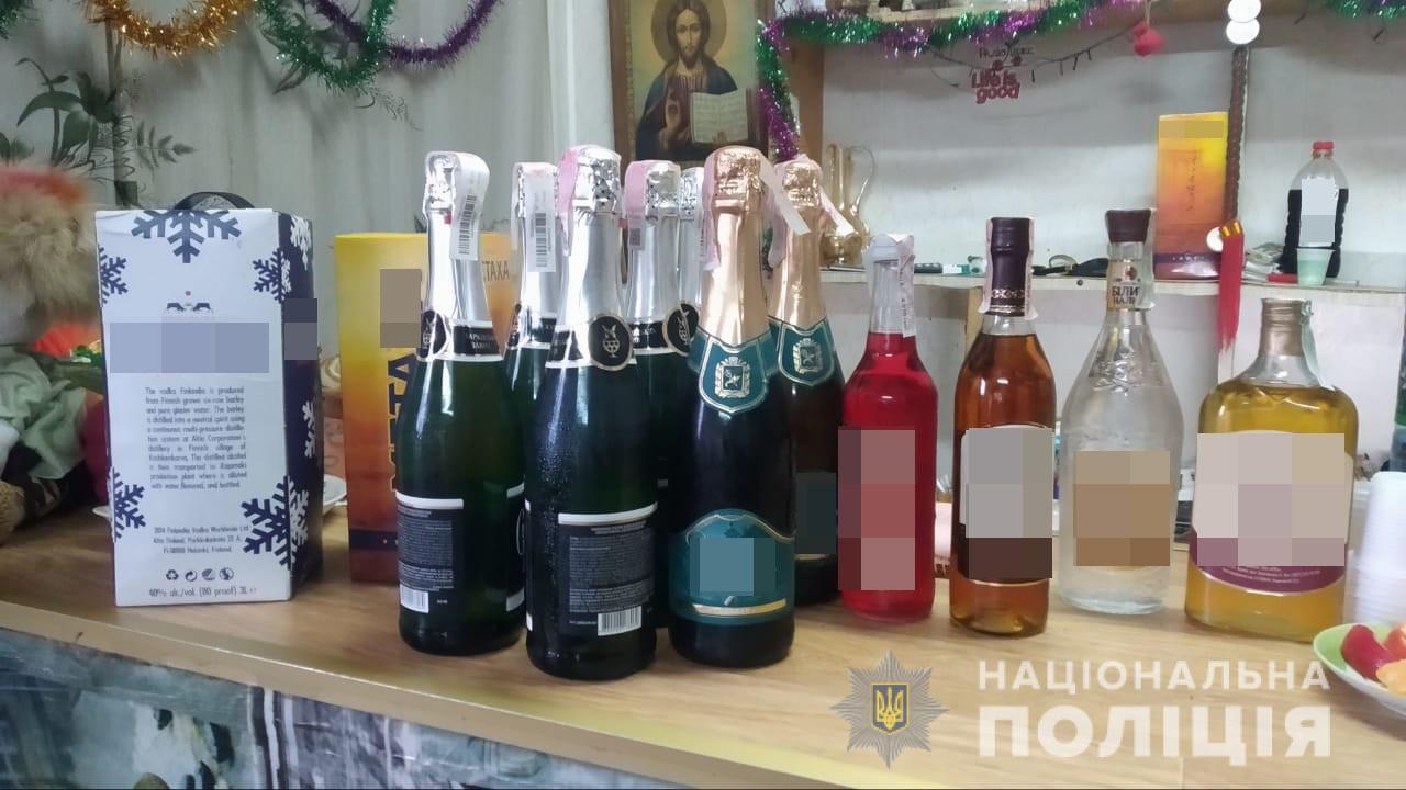 В Харьковской области из наливайки изъяли более 100 литров алкоголя