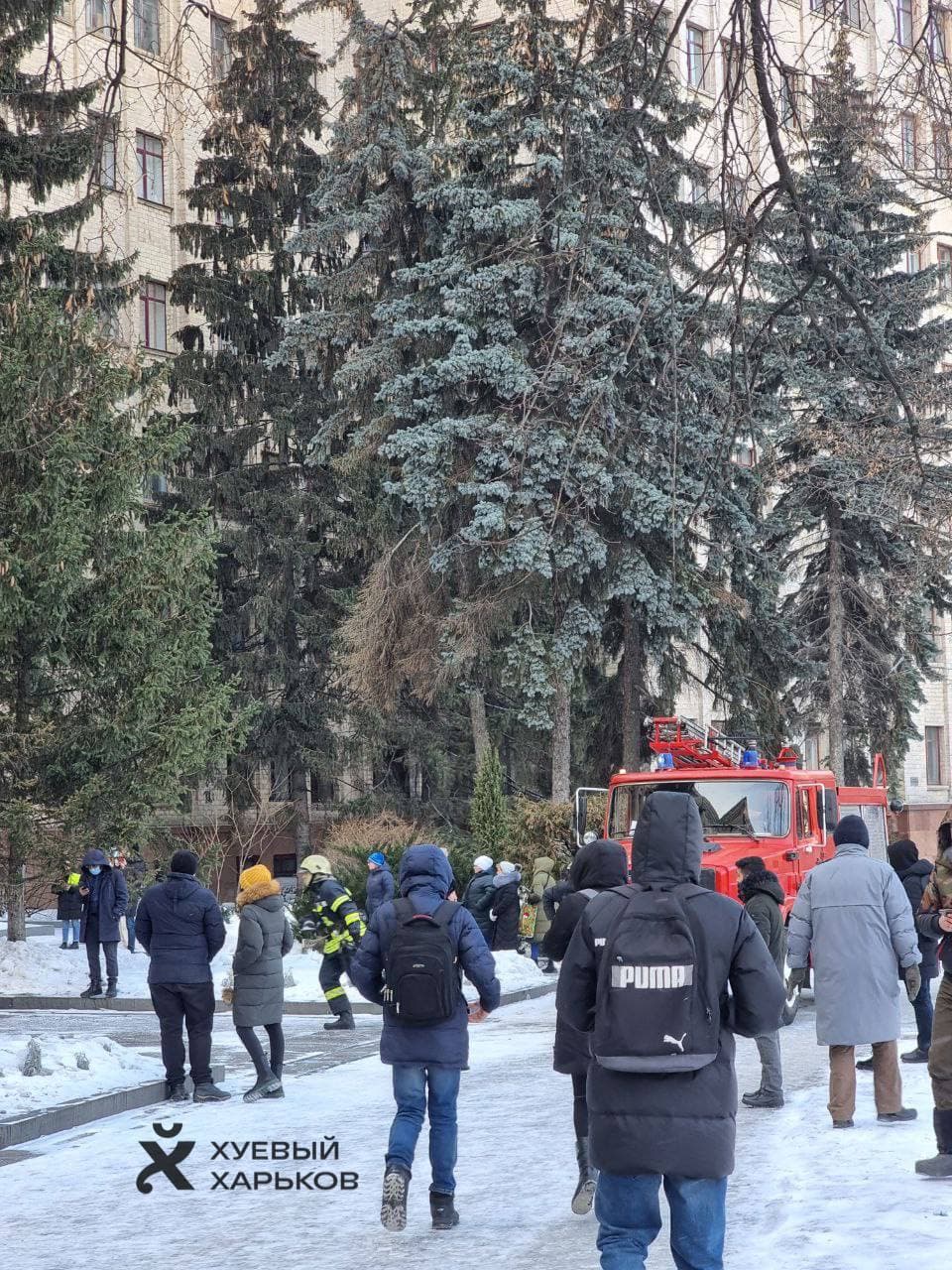 В Харькове горит главный корпус ХНУ имени Каразина