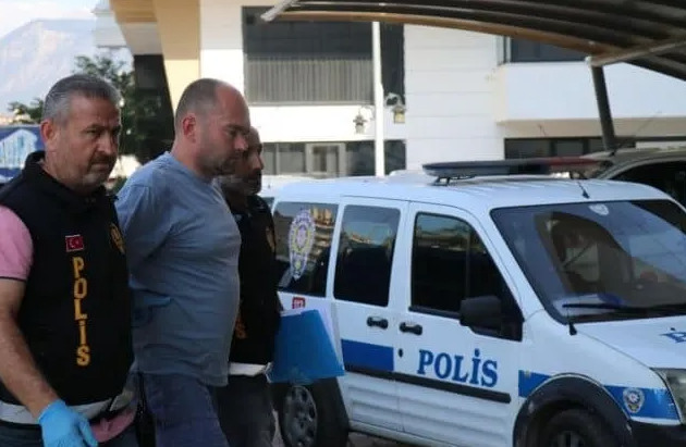 Проректора ХНУ имени Каразина подозревают в убийстве двоих детей и нападении на жену - СМИ