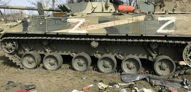 В Боровской громаде увеличивается присутствие вражеских сил, местных вербуют в «полицаи»