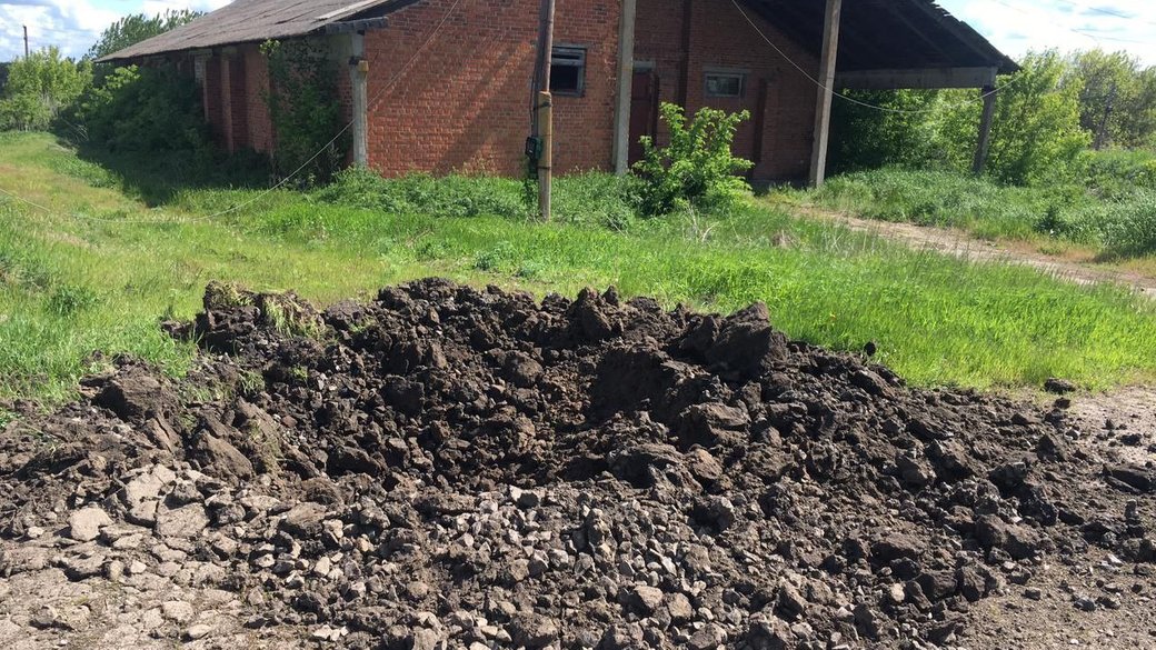 Оккупанты впервые обстреляли Цаповку на Золочевской ОТГ: повреждено сельхозпредприятие