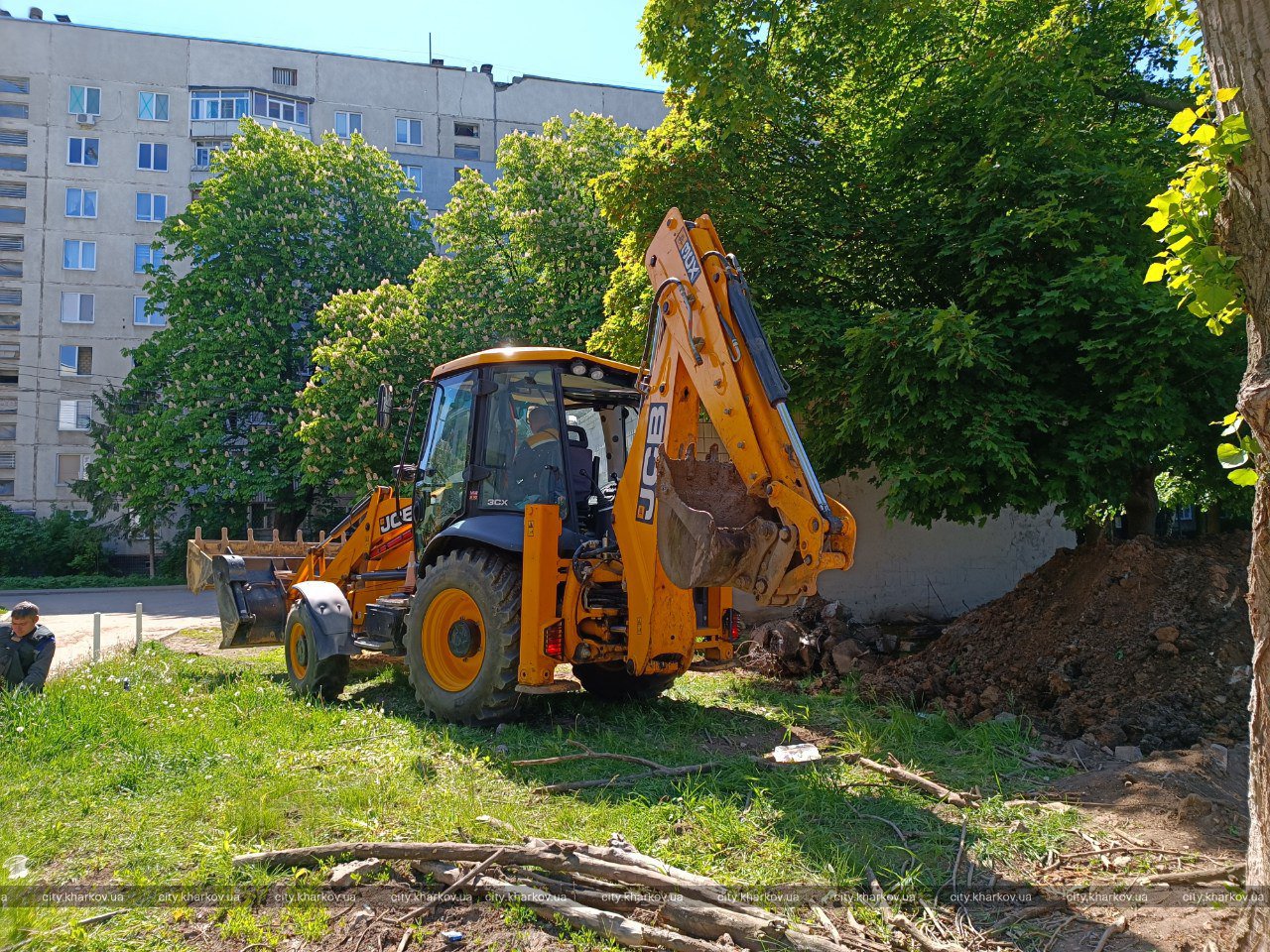 На Салтовке восстанавливают водосанабжение