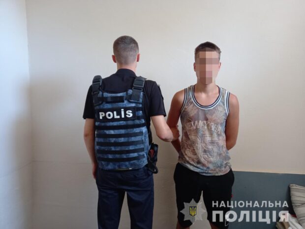 У Харкові неповнолітній під час застілля вбив знайомого