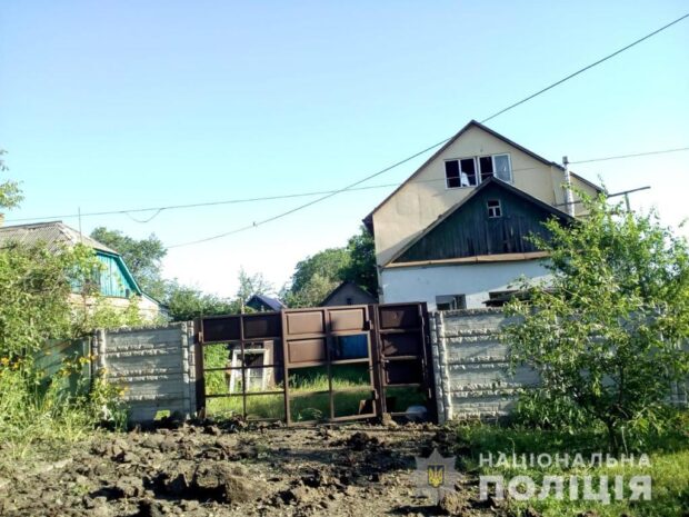 Окупанти завдали ракетного удару по селищу Покотилівка на Харківщині