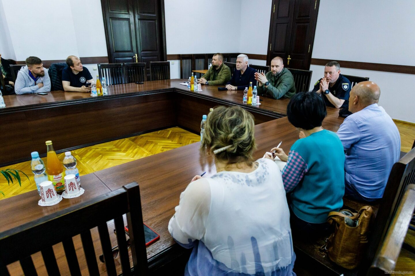 Керівництво області провело зустріч із керівниками харківських супермаркетів та торговельних мереж