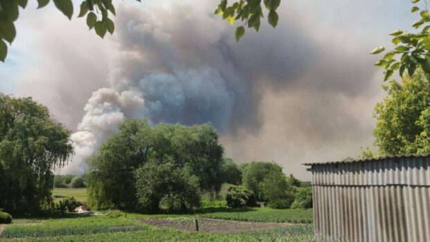 Під Балаклією на Харківщині від обстрілів окупантів горять ліси — ДСНС