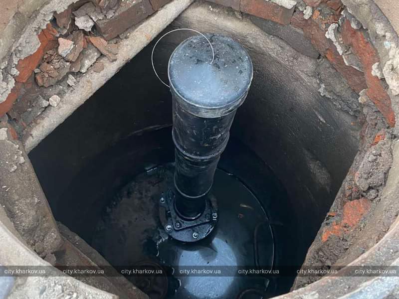 У різних районах міста усунули 12 пошкоджень на водоводах